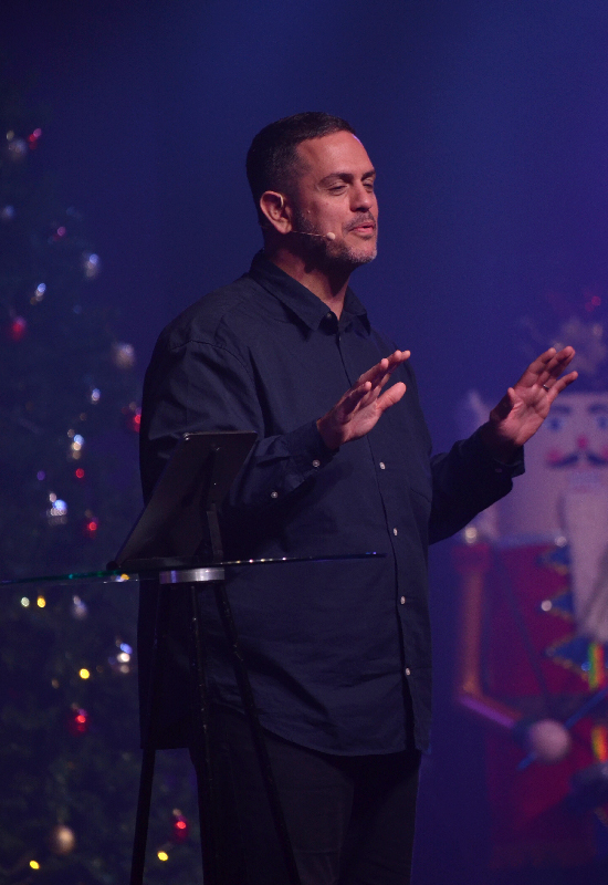 20251110_Christmas_images_website-06